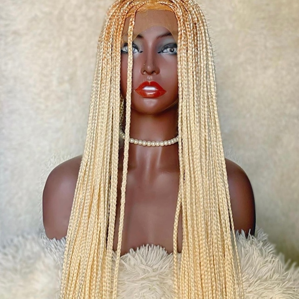 Blonde Knotless braided wig